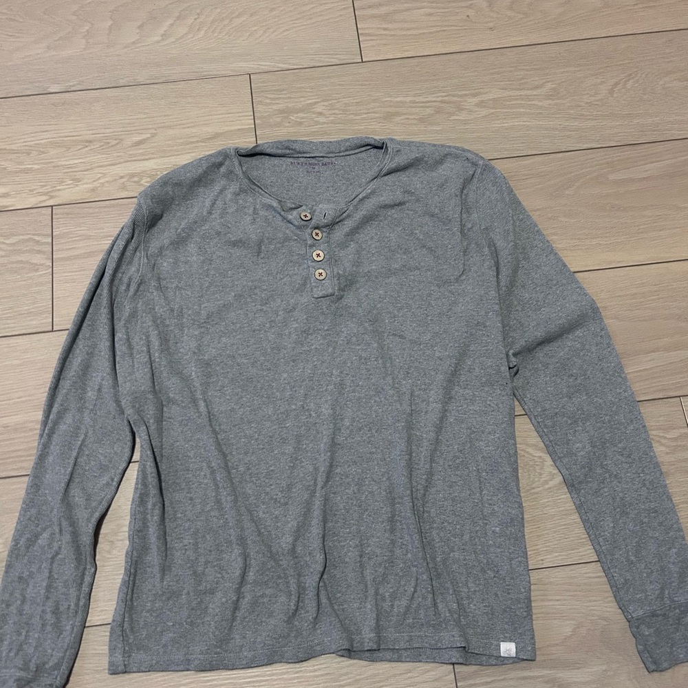 Burt’s Bee Henley Men’s M shirt